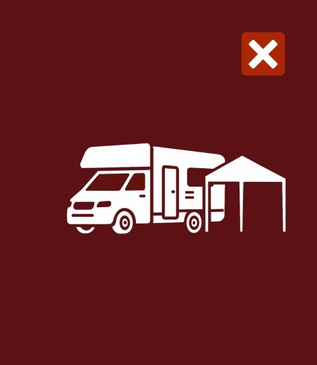 Camper met losse (party)tent - Niet toegestaan